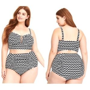 New 5X 28 Two Piece Torrid Wireless Chevron Bikini